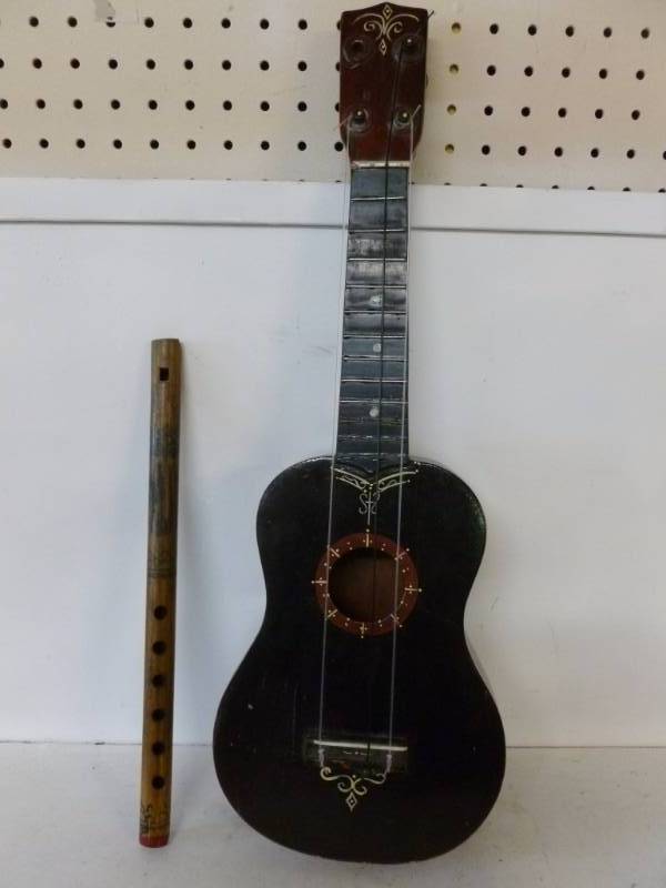 lot 84 image: Kids Instruments