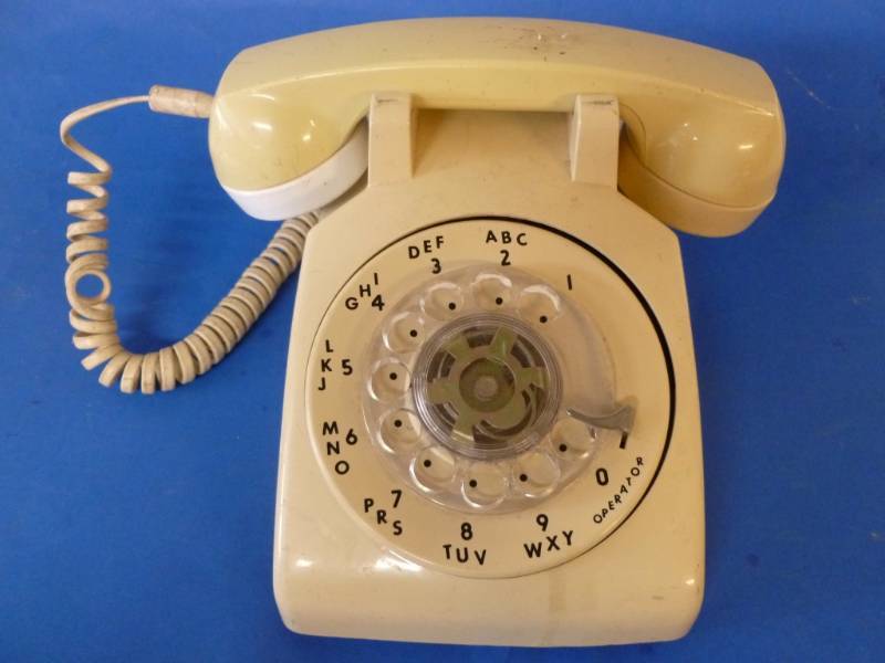 lot 90 image: Vintage Telephone