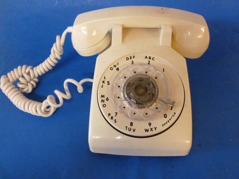 lot 91 image: Vintage Telephone