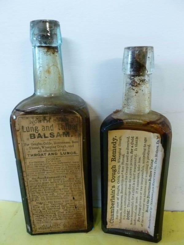 lot 167 image: Antique Pharmaceutical