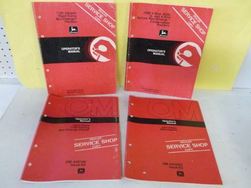 lot 190 image: Vintage Manuals