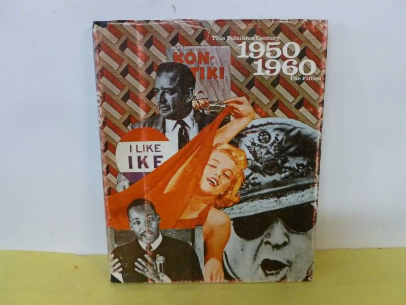 lot 221 image: Picture Book