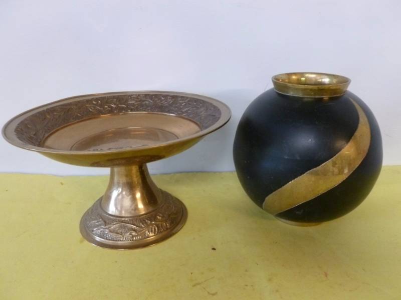 lot 229 image: Vintage Brass