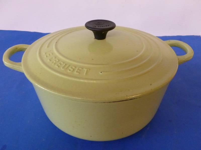 lot 245 image: Cast Iron Kettle