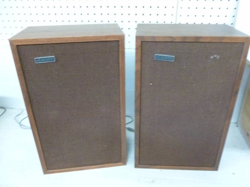 lot 254 image: Vintage Speakers