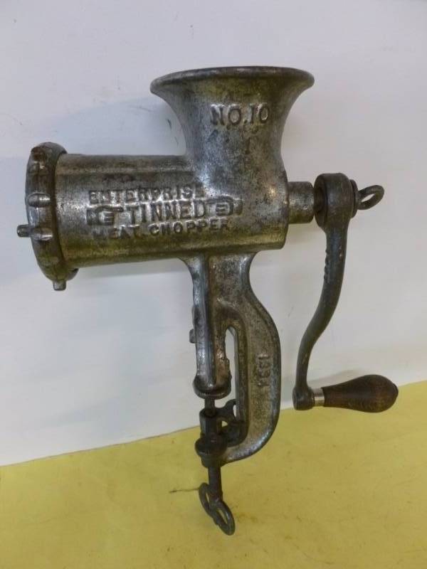 lot 263 image: Vintage Meat Grinder