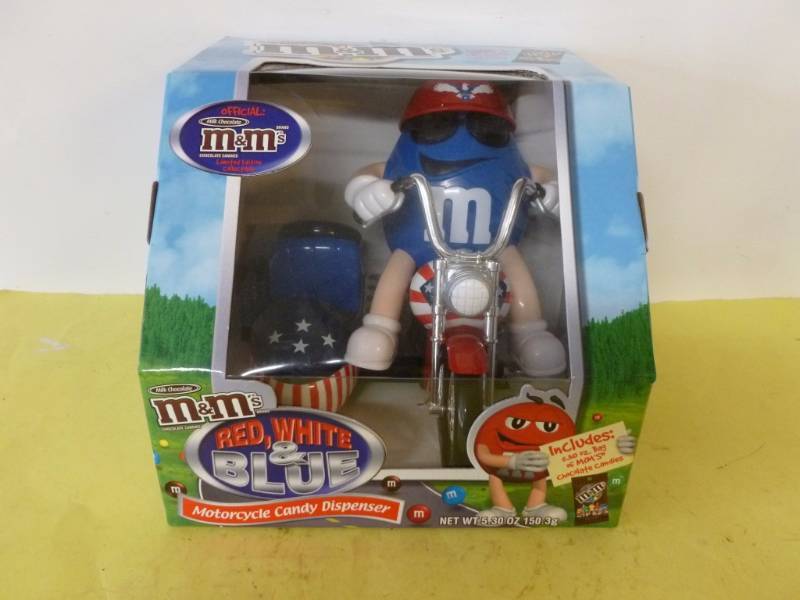 lot 265 image: M&M Candy Dispenser