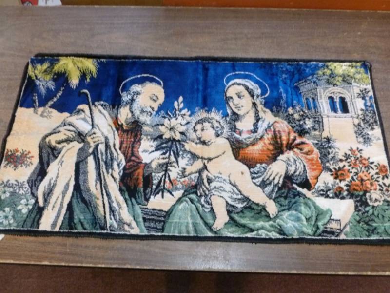 lot 274 image: Vintage Wall Tapestry