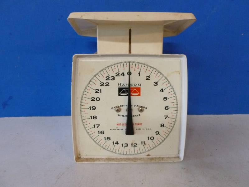 lot 293 image: Vintage Scale
