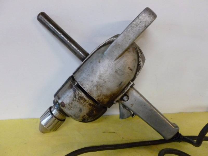 lot 307 image: Electric Drill