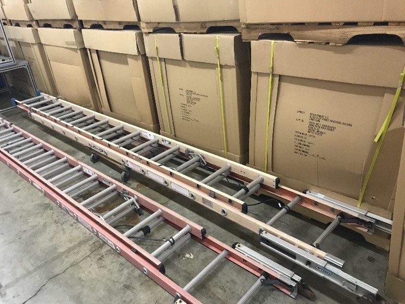 Fiberglass Extension Ladder