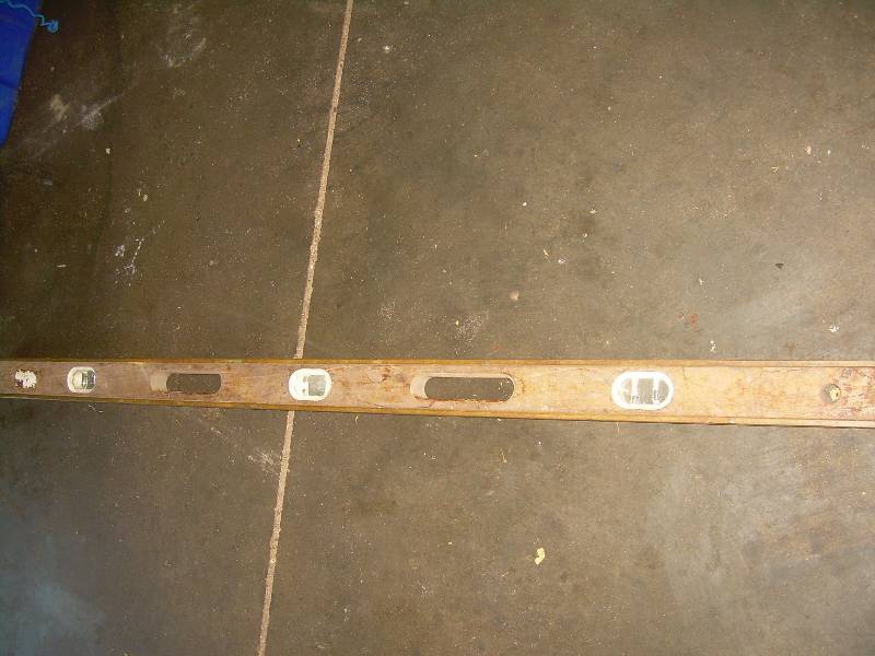 VINTAGE AMERICAN WOODEN LEVEL
