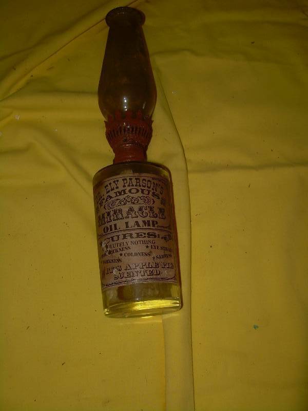 VINTAGE DR ELY PARSONS OIL LAMP
