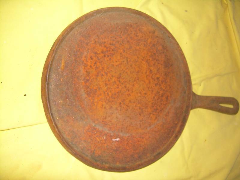 ANTIQUE HECHOEN MEXICAN SKILLET