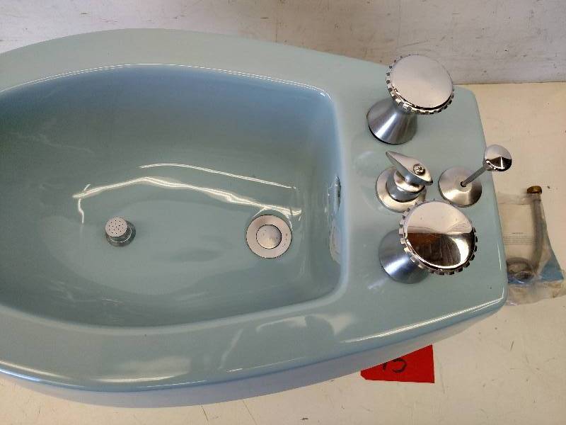lot 15 image: Vintage Kohler Bidet, NOS...