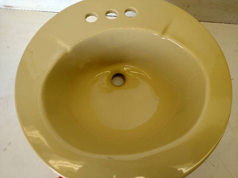 lot 20 image: Vintage Kohler Ceramic Sink, 21x19,...