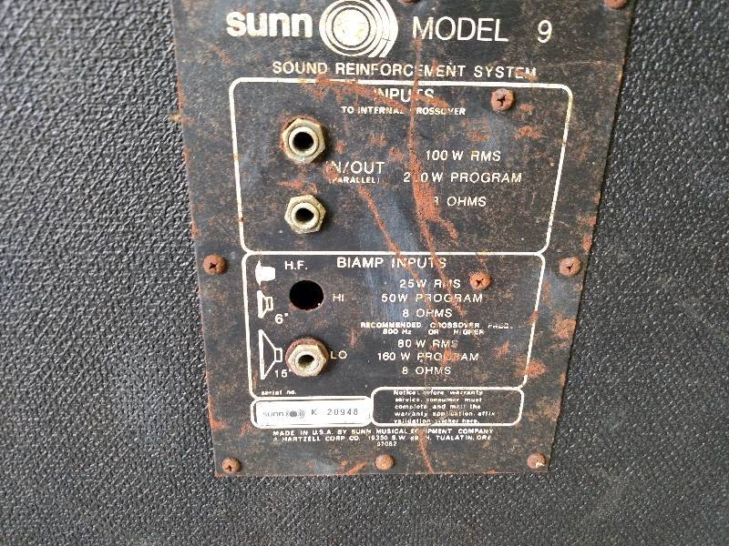 sunn model 2 speakers