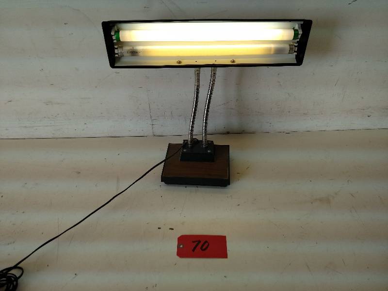 lot 70 image: Desk Lamp...