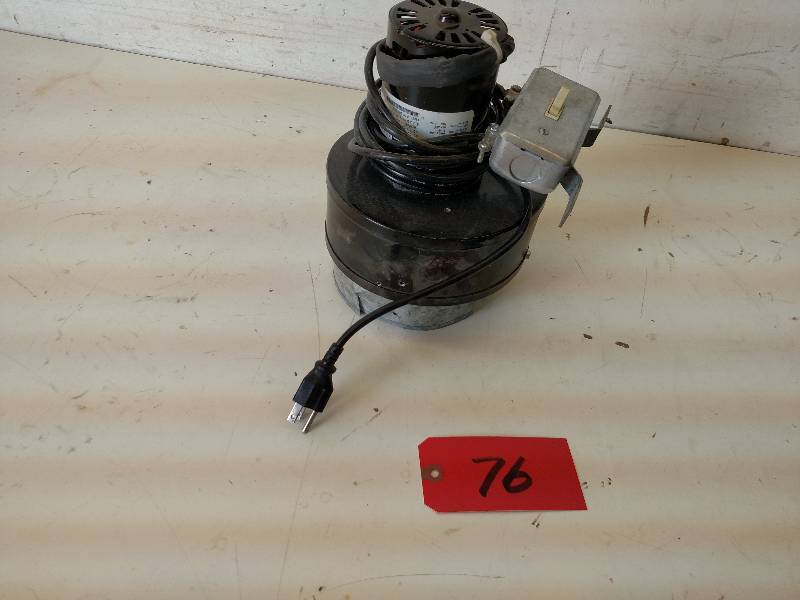 lot 76 image: Blower