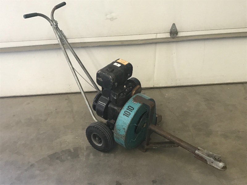 lot 13 image: Lo-Blo Commercial Blower