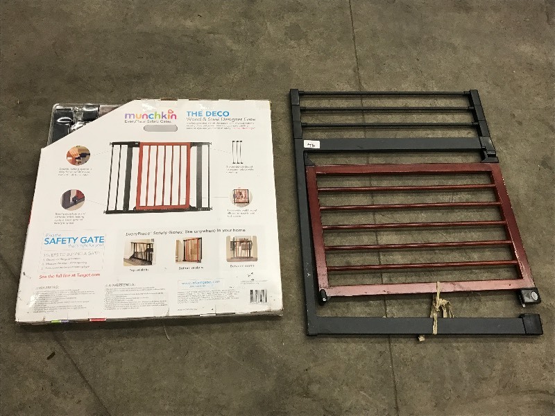 lot 46 image: (1) New & (1) Used Munchkin The De...