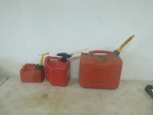 3 Gas Cans
