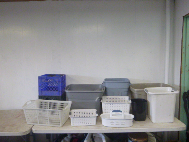 Miscellaneous Totes and Baskets