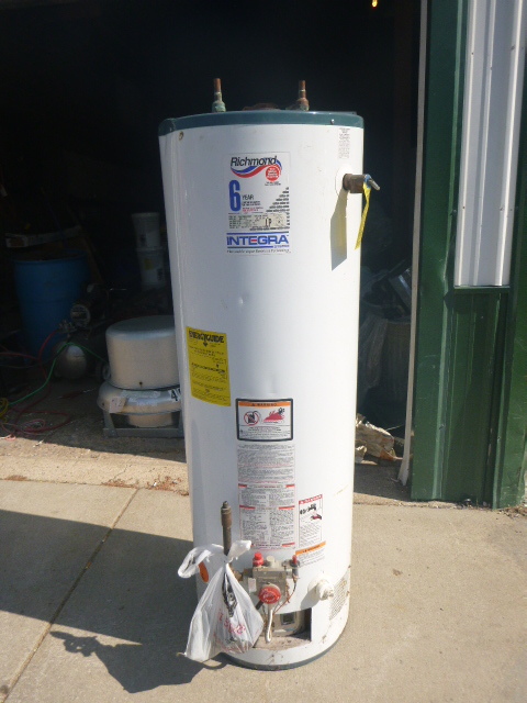 Richmond Gas Hot Water Heater | Northstar Kimball July Consignments #3 ...