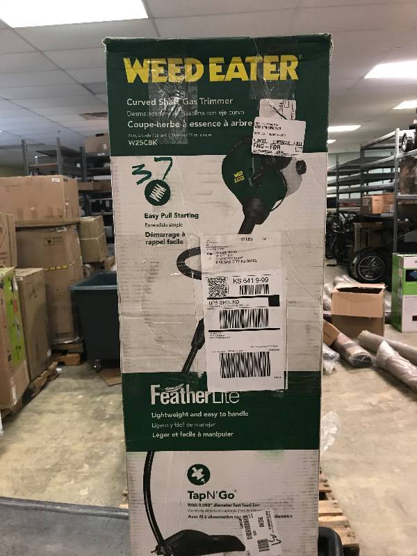 lot 37 image: Weed Eater 16 Curved Shaft 2-Cycle Gas-Powered Grass Trimmer