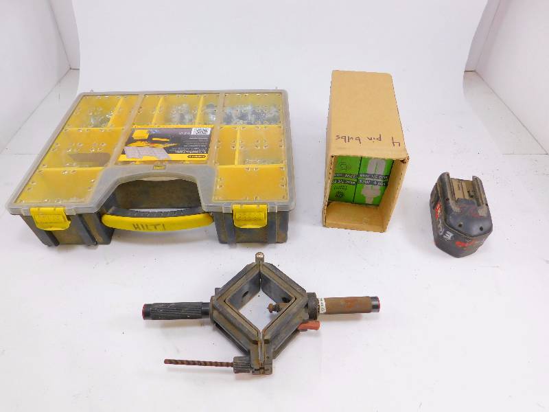 lot 58 image: Lot of Various Electrical Items
