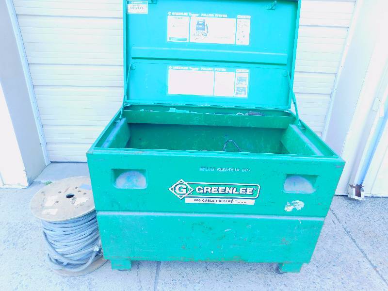 lot 2 image: Greenlee 640 4000lb Cable Puller wAccessories  Rolling Tool Box