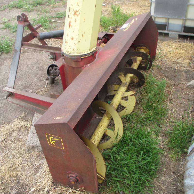 lot 20 image: Farm King 80 Snoblower
