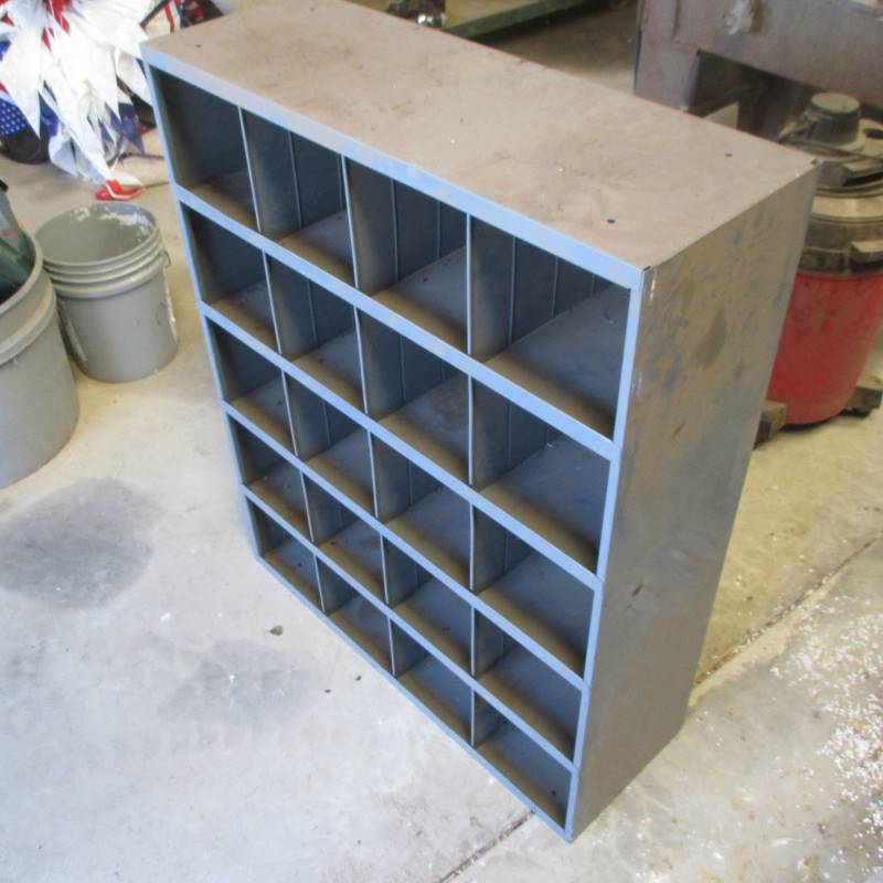 lot 32 image: 20 compartment Steel Shelving Unit