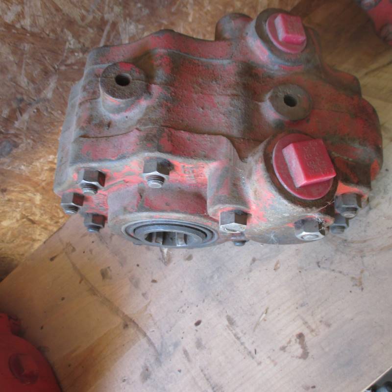 lot 37 image: 540 PTO Hydraulic Pump