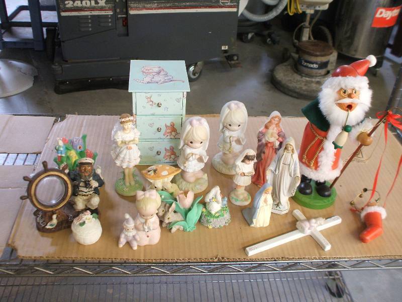 PRECIOUS MOMENTS AND OTHER FIGURINES