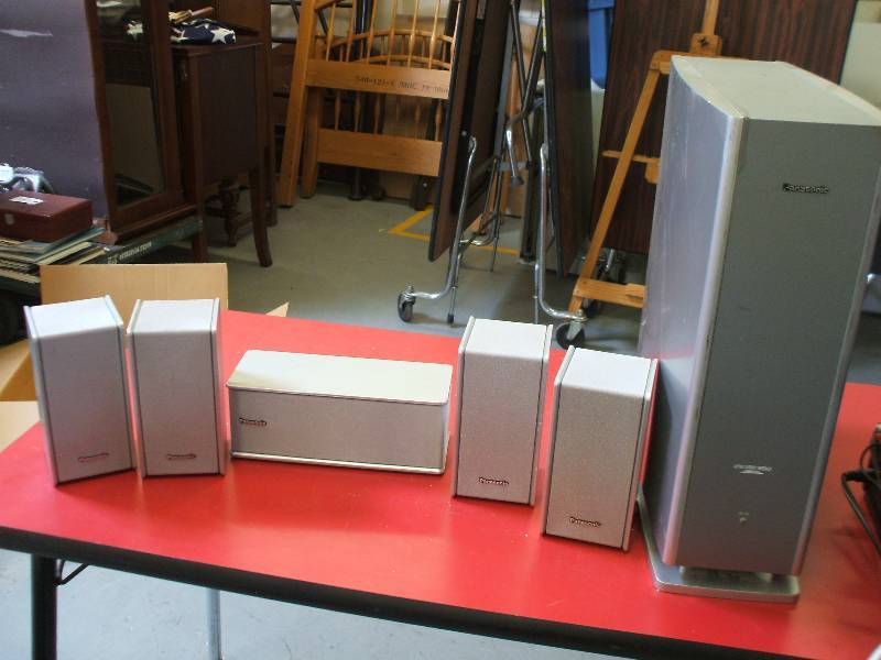 SURROUND SOUND SYSTEM