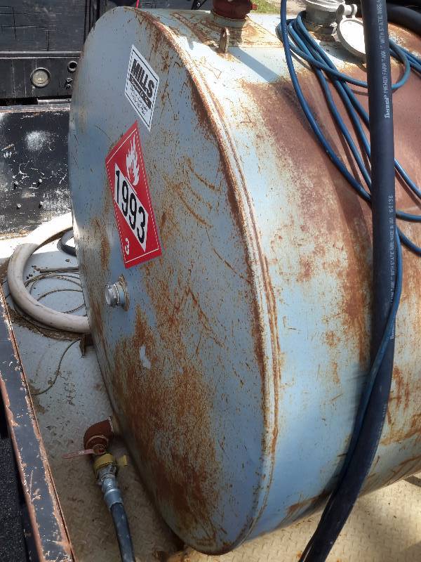 500 Gallon Diesel Tank with Pump and Hose