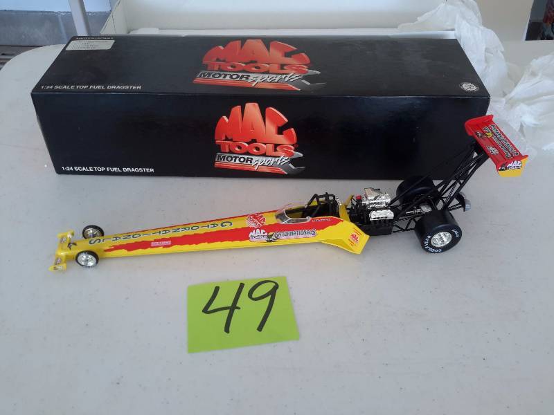 lot 49 image: 1997 Gator Nationals