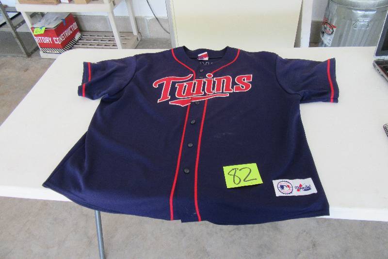 lot 82 image: 2XL Size, Twins, Mientkiewicz Jersey. Majestic