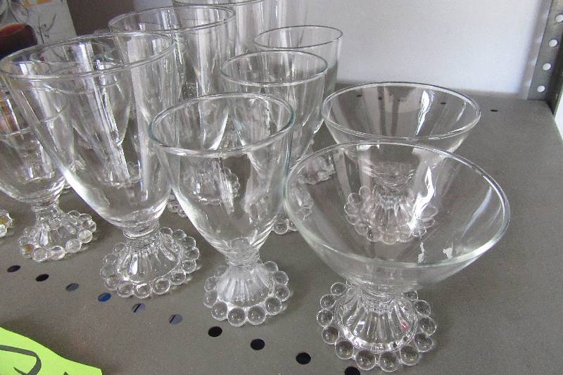 lot 76 image: Bloopies Glassware as pictured
