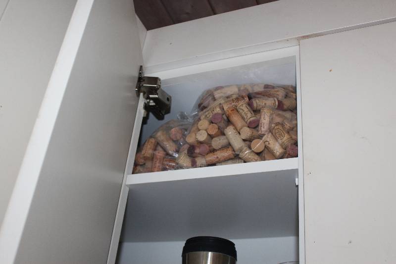 lot 86 image: Wine Corks