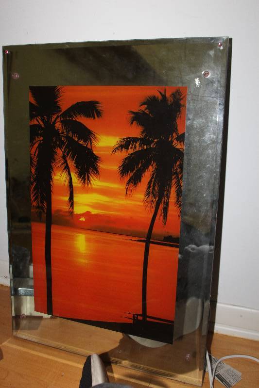 lot 52 image: Lighted Palm Tree Sunset Wall Art