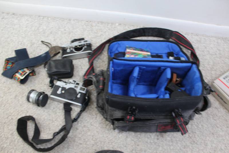 lot 131 image: Henry Louis Camera w Leica Lens, Carry Case