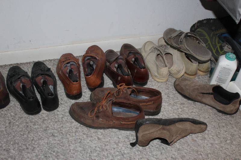 lot 126 image: Shoes