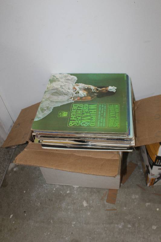 lot 137 image: LPs