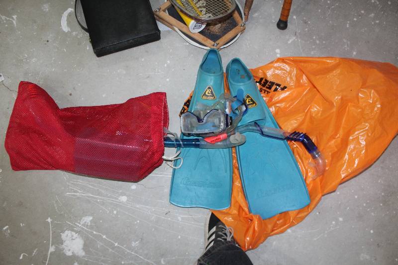 lot 141 image: Water Sports Equipment Includes Snorkel, Fins, Mask