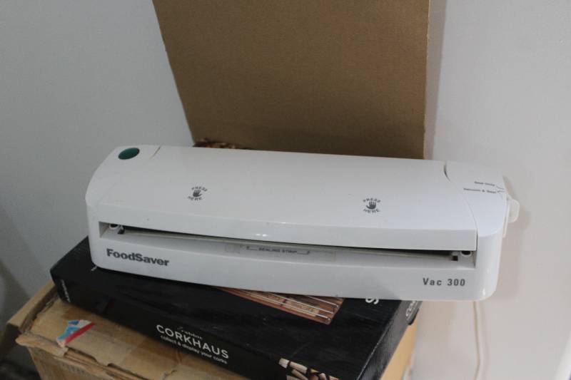 lot 173 image: Food Saver Vac 300