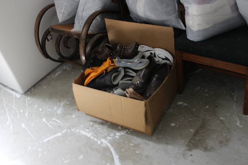 lot 163 image: Shoes, Sandles, Dress Shoes, Tennis Shoes