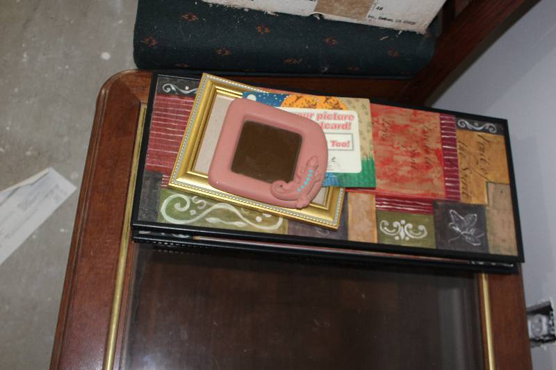lot 155 image: Pictures