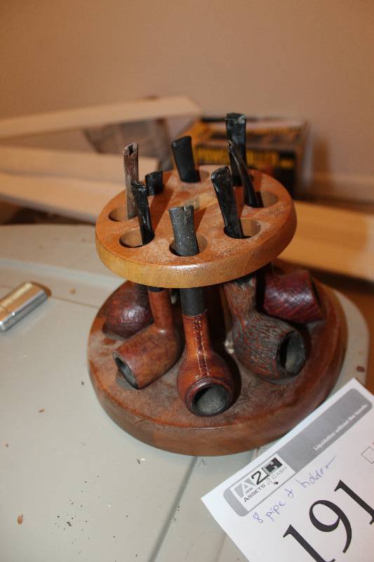 lot 191 image: Lot of (8) Tobacco Pipes, Holder
